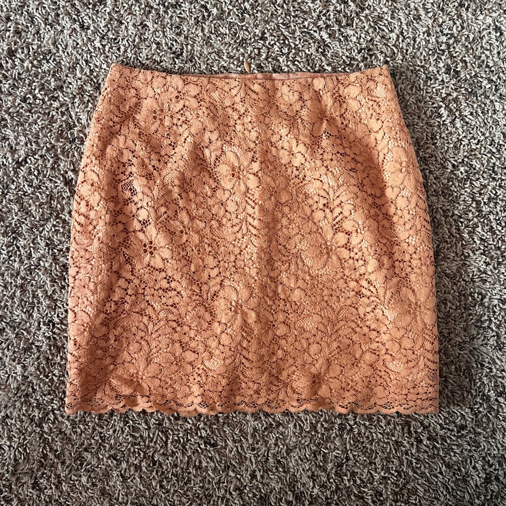 H&M Lace Overlay Skirt Size 8